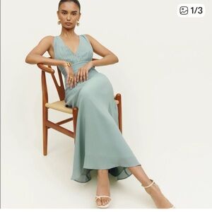 Reformation Sleeveless V-Neck Green Maxi Dress